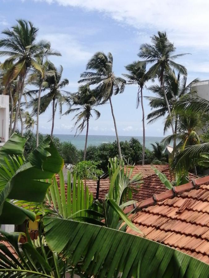 Готель Coconut Reach Мірісса Екстер'єр фото